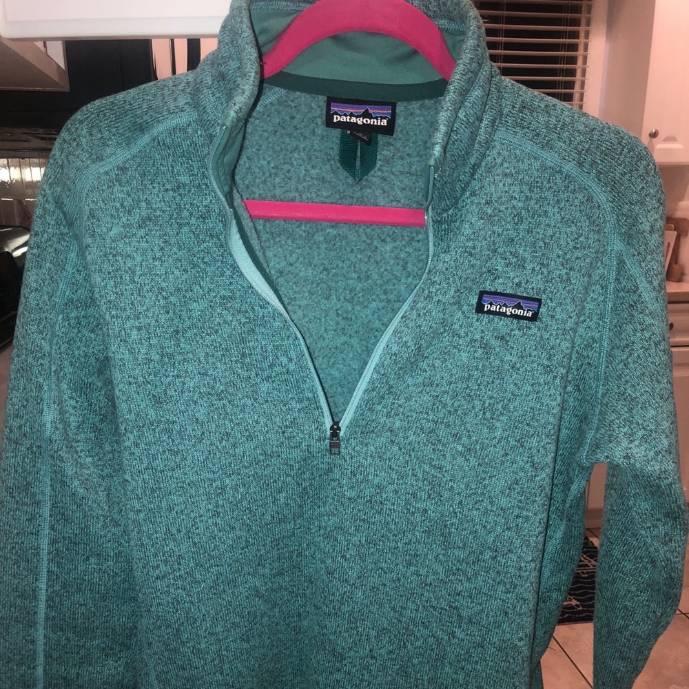 Patagonia Pull Over Sweater